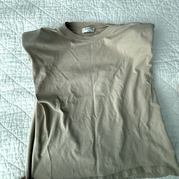 Aritzia Babaton Shoulder Pad Tank - Picture 6 of 10